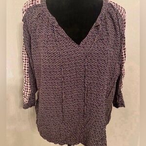 Women’s Long Sleeve Top (Size M)